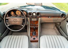 1987 Mercedes-Benz 560SL (CC-2091357) for sale in Southampton, New York