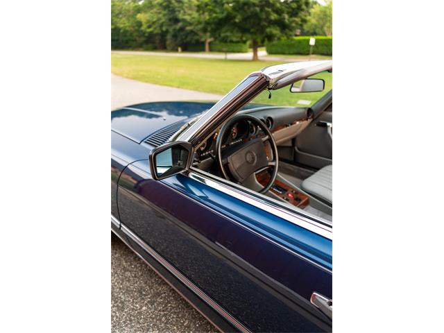 1987 Mercedes-Benz 560SL (CC-2091357) for sale in Southampton, New York