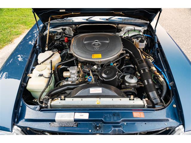 1987 Mercedes-Benz 560SL (CC-2091357) for sale in Southampton, New York
