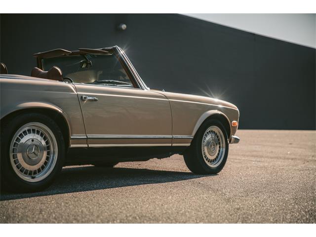 1970 Mercedes-Benz 280SL (CC-2091445) for sale in Grand Rapids, Michigan