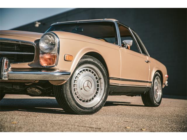 1970 Mercedes-Benz 280SL (CC-2091445) for sale in Grand Rapids, Michigan
