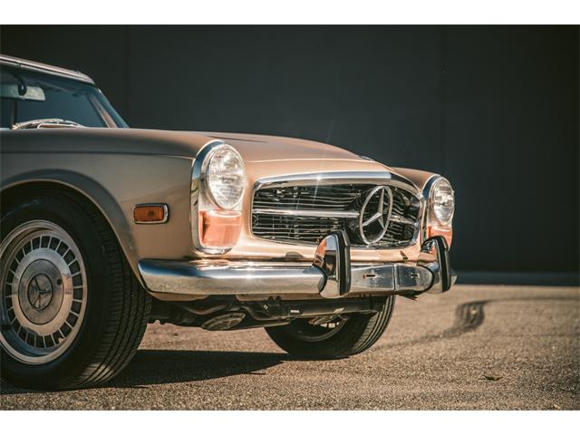 1970 Mercedes-Benz 280SL (CC-2091445) for sale in Grand Rapids, Michigan