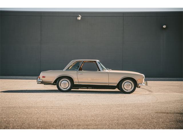 1970 Mercedes-Benz 280SL (CC-2091445) for sale in Grand Rapids, Michigan