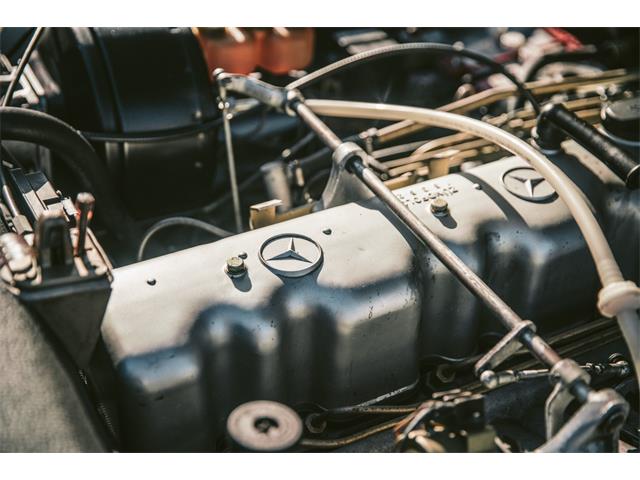 1970 Mercedes-Benz 280SL (CC-2091445) for sale in Grand Rapids, Michigan