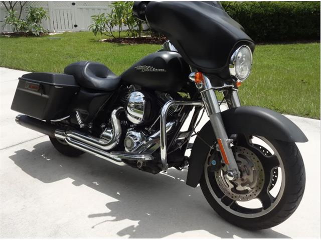 2010 Harley-Davidson Motorcycle (CC-2091482) for sale in Sarasota, Florida