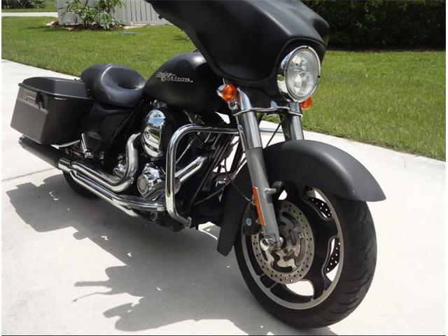 2010 Harley-Davidson Motorcycle (CC-2091482) for sale in Sarasota, Florida