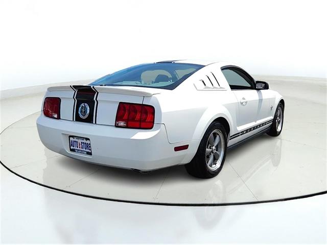 2009 Ford Mustang (CC-2091560) for sale in Buffalo, New York