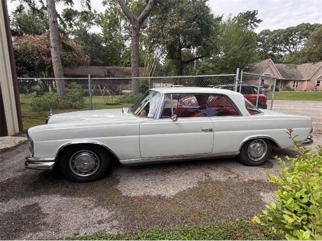 1965 Mercedes-Benz 220 (CC-2091725) for sale in Cadillac, Michigan