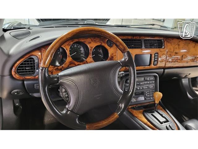 2000 Jaguar XK8 (CC-2091739) for sale in Dearborn, Michigan
