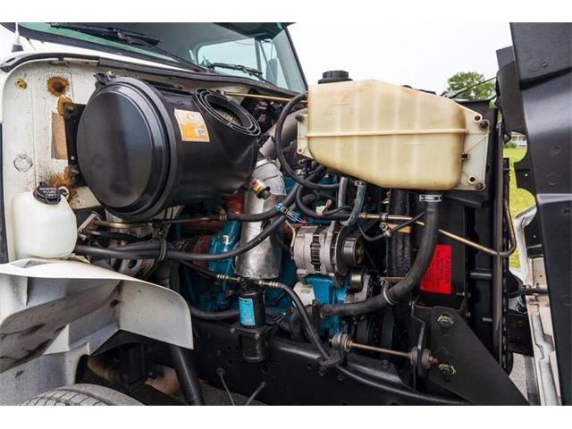 2000 International 4700 (CC-2091814) for sale in Shamong, New Jersey