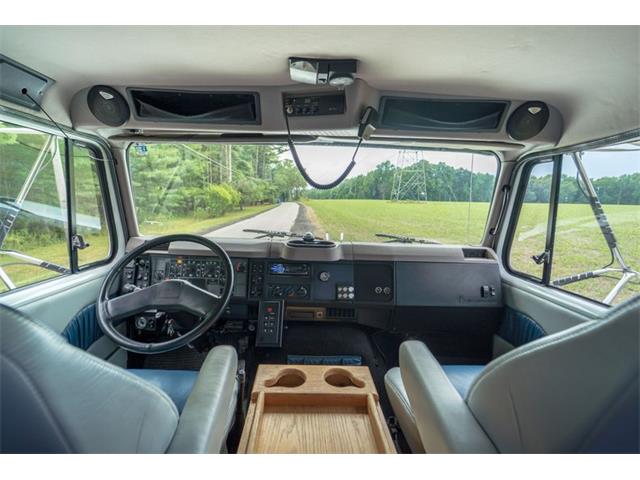 2000 International 4700 (CC-2091814) for sale in Shamong, New Jersey