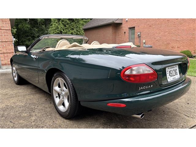 2000 Jaguar XK8 (CC-2091819) for sale in Blue Ash, Ohio