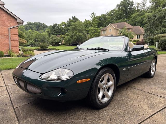 2000 Jaguar XK8 (CC-2091819) for sale in Blue Ash, Ohio