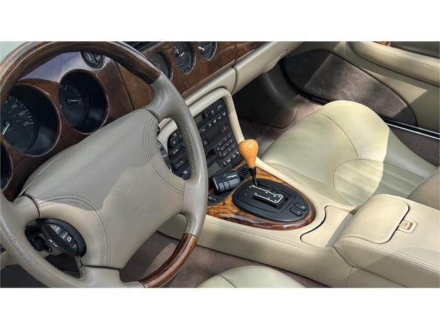 2000 Jaguar XK8 (CC-2091819) for sale in Blue Ash, Ohio