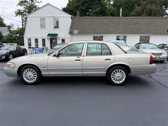 2011 Mercury Grand Marquis (CC-2091839) for sale in Edison, New Jersey
