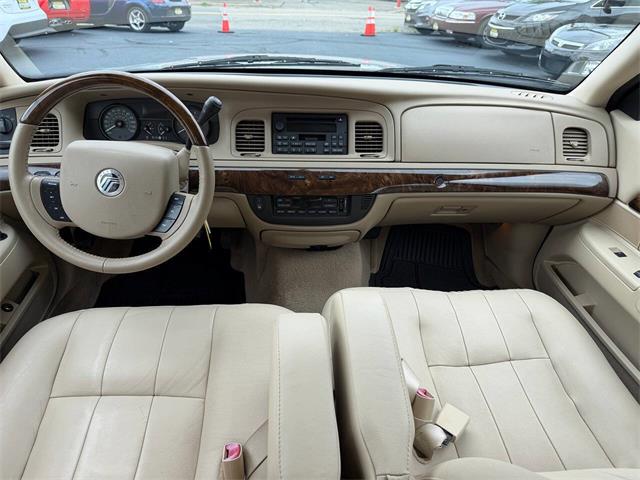 2011 Mercury Grand Marquis (CC-2091839) for sale in Edison, New Jersey
