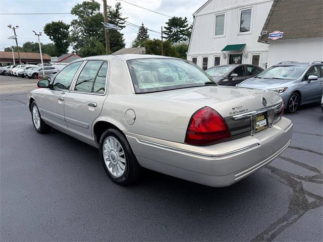 2011 Mercury Grand Marquis (CC-2091839) for sale in Edison, New Jersey
