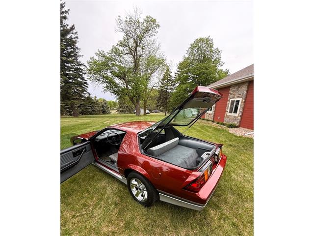 1987 Chevrolet Camaro Z28 (CC-2091939) for sale in Sioux Falls, South Dakota