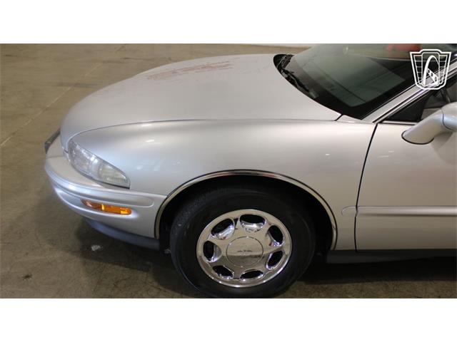 1999 Buick Riviera (CC-2092042) for sale in Crete, Illinois