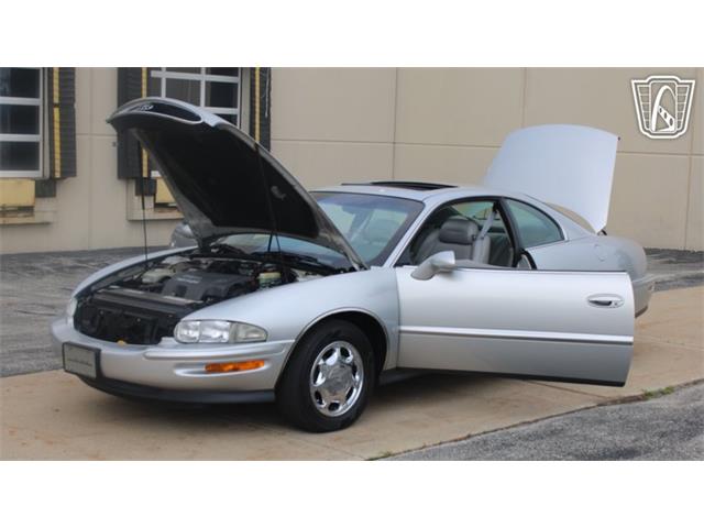 1999 Buick Riviera (CC-2092042) for sale in Crete, Illinois