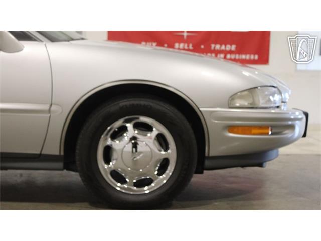1999 Buick Riviera (CC-2092042) for sale in Crete, Illinois