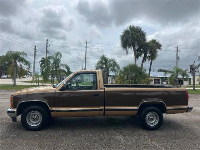 1988 Chevrolet Silverado (CC-2092085) for sale in Cadillac, Michigan
