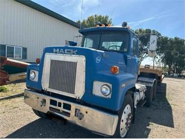 1978 Mack Truck (CC-2092093) for sale in Cadillac, Michigan