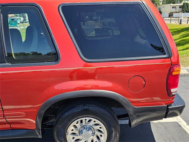 1999 Ford Explorer (CC-2092180) for sale in Woodland Hills, California