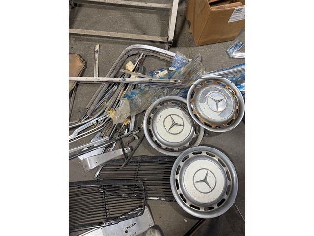 1965 Mercedes-Benz 230SL (CC-2090245) for sale in Elyria, Ohio