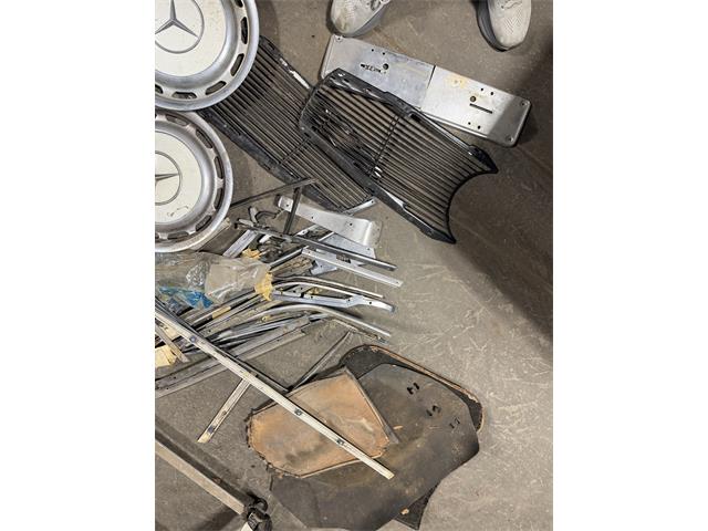 1965 Mercedes-Benz 230SL (CC-2090245) for sale in Elyria, Ohio
