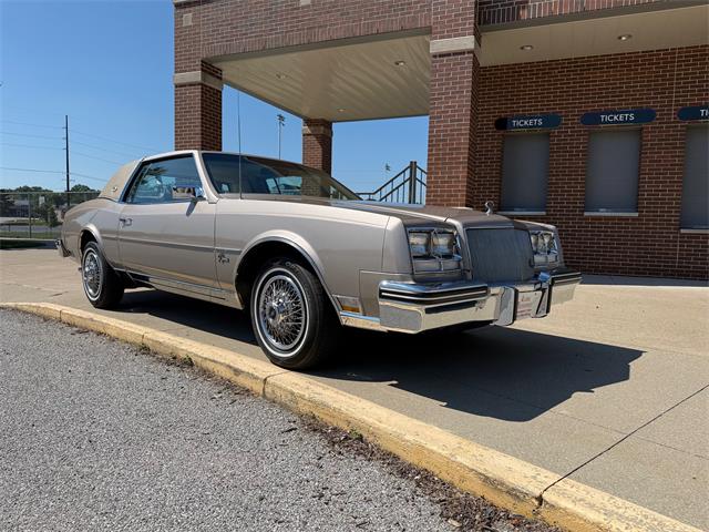1985 Buick Riviera (CC-2090246) for sale in Davenport, Iowa