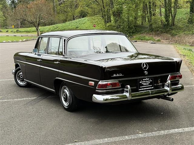 1968 Mercedes-Benz 230 (CC-2092489) for sale in Gladstone, Oregon
