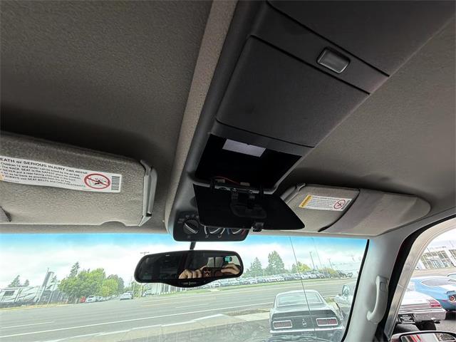 1997 GMC Suburban (CC-2092494) for sale in Gladstone, Oregon