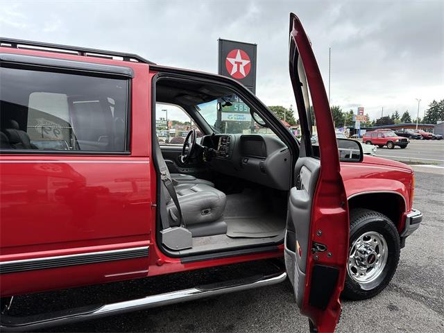 1997 GMC Suburban (CC-2092494) for sale in Gladstone, Oregon