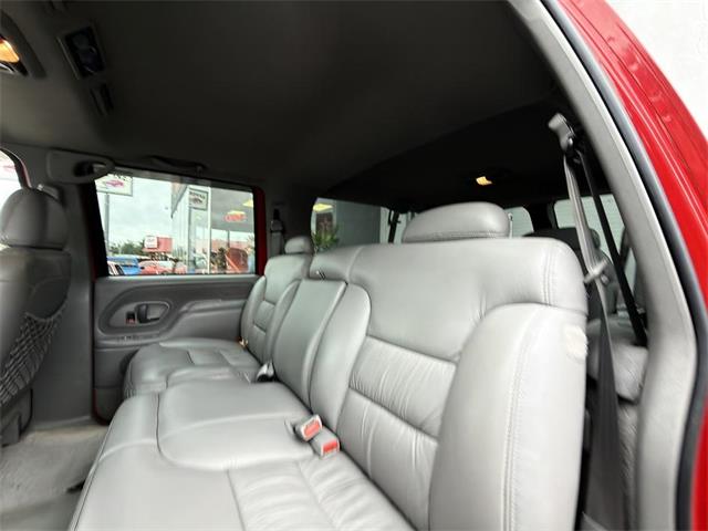 1997 GMC Suburban (CC-2092494) for sale in Gladstone, Oregon