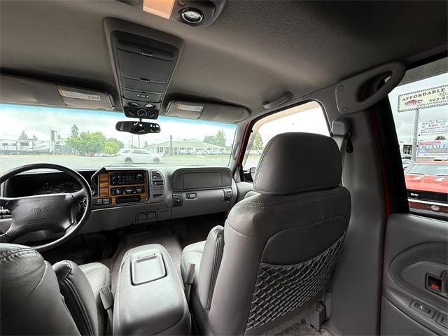 1997 GMC Suburban (CC-2092494) for sale in Gladstone, Oregon