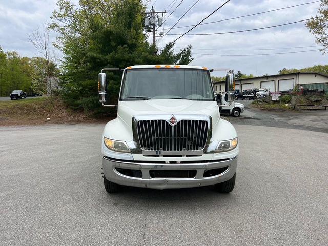 2016 International 4300 (CC-2092546) for sale in Upton, Massachusetts