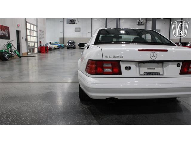 1999 Mercedes-Benz SL500 (CC-2092816) for sale in Runnemede, New Jersey