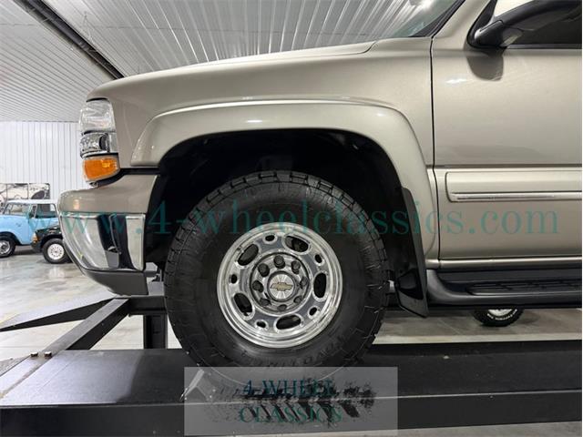 2002 Chevrolet Suburban (CC-2093046) for sale in Holland , Michigan