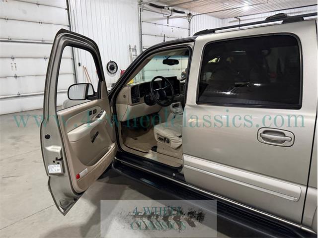 2002 Chevrolet Suburban (CC-2093046) for sale in Holland , Michigan