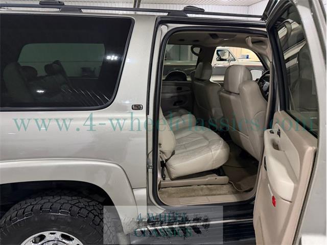 2002 Chevrolet Suburban (CC-2093046) for sale in Holland , Michigan