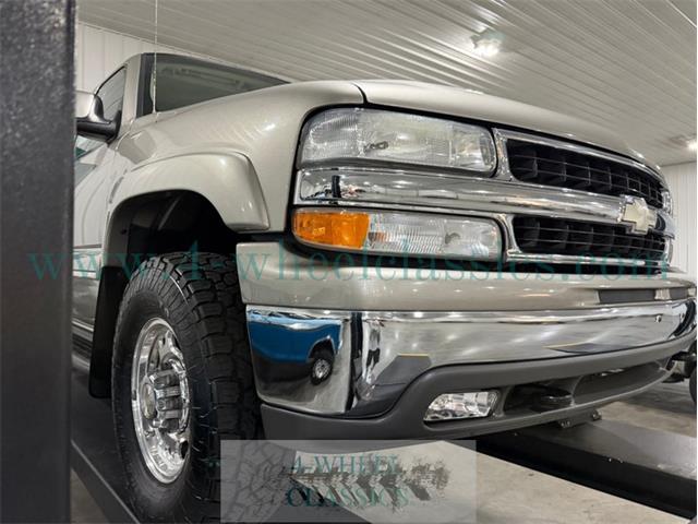 2002 Chevrolet Suburban (CC-2093046) for sale in Holland , Michigan