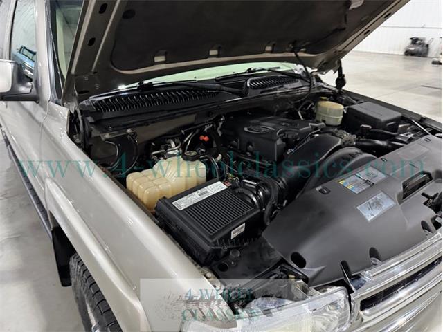 2002 Chevrolet Suburban (CC-2093046) for sale in Holland , Michigan