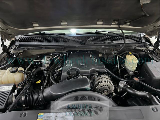 2002 Chevrolet Suburban (CC-2093046) for sale in Holland , Michigan