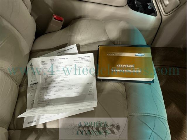 2002 Chevrolet Suburban (CC-2093046) for sale in Holland , Michigan