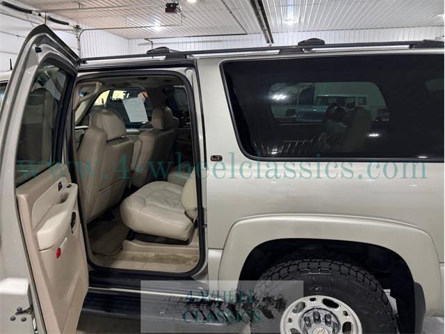 2002 Chevrolet Suburban (CC-2093046) for sale in Holland , Michigan