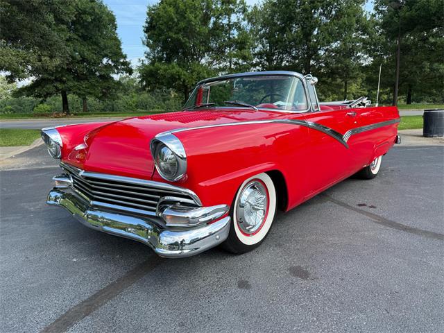 1956 Ford Fairlane Sunliner (CC-2093061) for sale in Paris , Kentucky