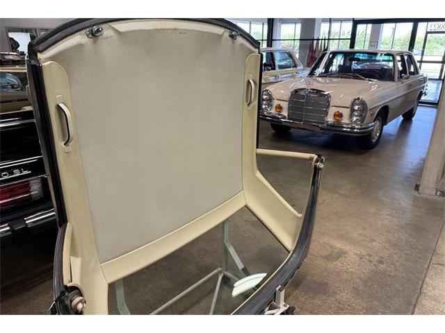 1977 Mercedes-Benz 450SL (CC-2093247) for sale in Chicago, Illinois