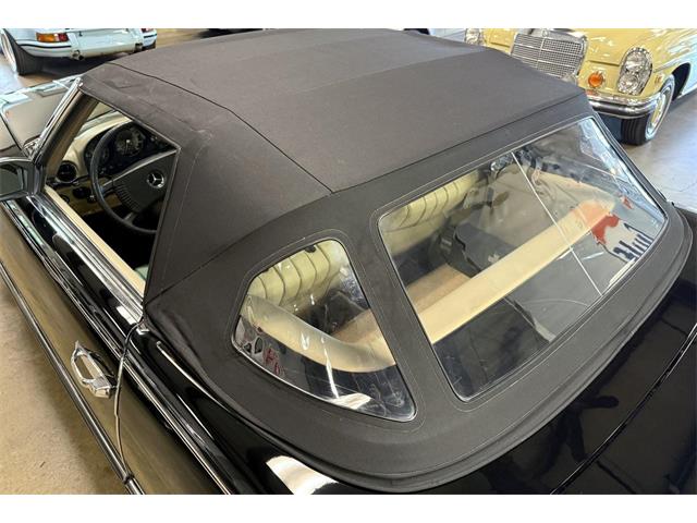 1977 Mercedes-Benz 450SL (CC-2093247) for sale in Chicago, Illinois