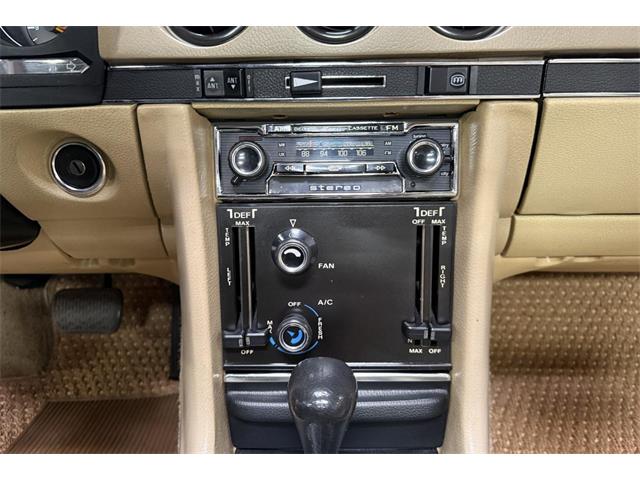 1977 Mercedes-Benz 450SL (CC-2093247) for sale in Chicago, Illinois